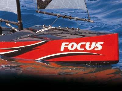 Amewi Focus V2 -100cm Racing Yacht 2,4 GHz, RTR 26061